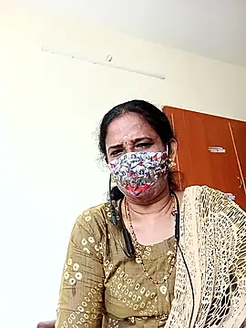 Snapshot of tamil_Boomika chatting on 8, 4, 2026 tamil Boomika online show from 8, 4, 2026