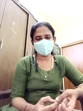 Snapshot of tamil_Boomika chatting on 15, 4, 2026 tamil Boomika online show from 15, 4, 2026