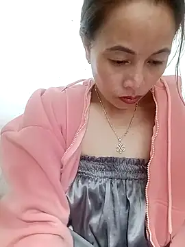 Snapshot of suka-bae chatting on 21, 10, 2025 suka-bae online show from 21, 10, 2025