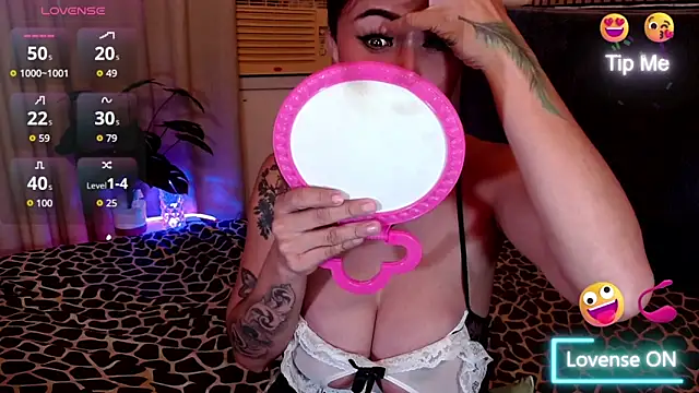 Snapshot of YourDreamTrans chatting on 17, 10, 2025 YourDreamTrans online show from 17, 10, 2025