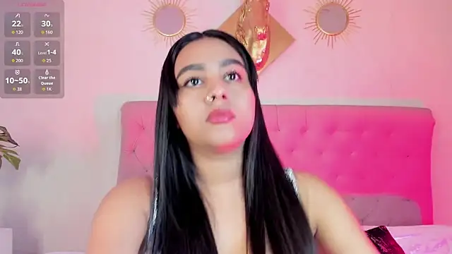 CharlottePetitte online show from 6, 10, 2025