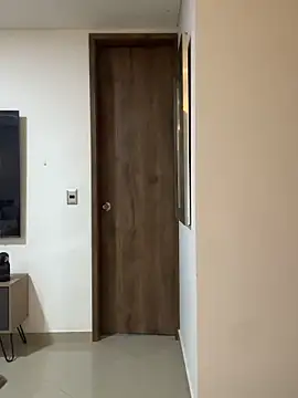 CharlottePetitte online show from 4, 12, 2025