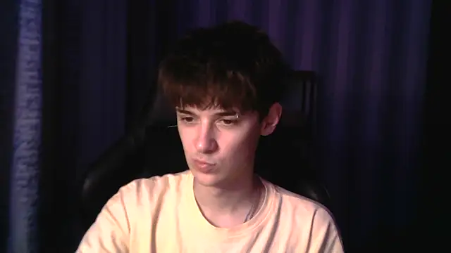 Hoot Dude  online show from 1, 12, 2025