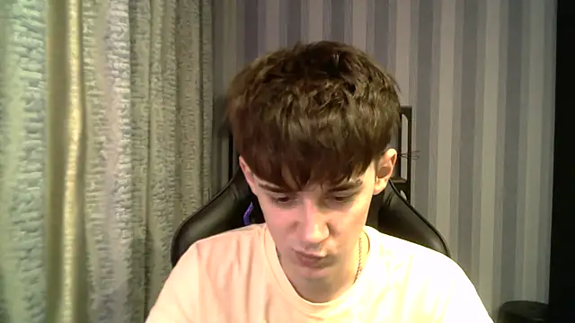 Hoot Dude  online show from 22, 12, 2025