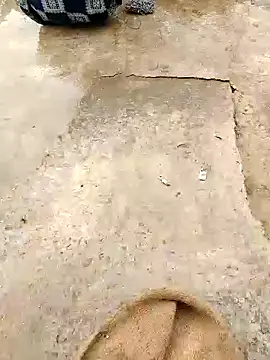 Snapshot of ARTIR1 chatting on 28, 10, 2025 ARTIR1 online show from 28, 10, 2025