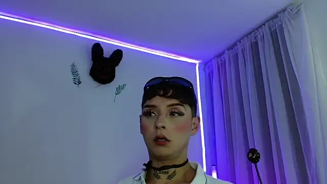 Snapshot of David_Fox01 chatting on 25, 9, 2025 David Fox01 online show from 25, 9, 2025