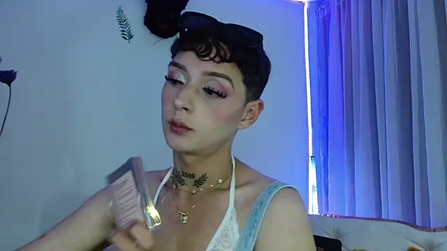 Snapshot of David_Fox01 chatting on 1, 10, 2025 David Fox01 online show from 1, 10, 2025