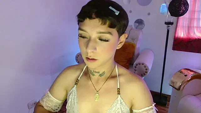 Snapshot of David_Fox01 chatting on 19, 11, 2025 David Fox01 online show from 19, 11, 2025