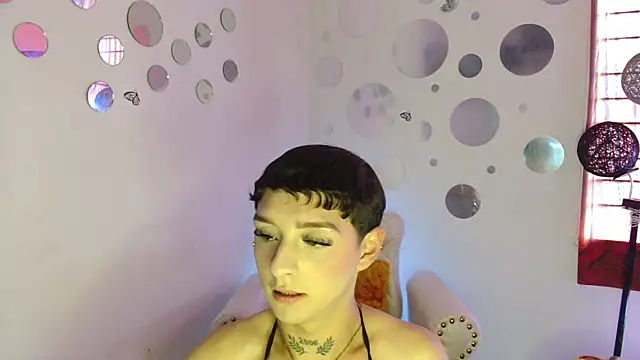 Snapshot of David_Fox01 chatting on 21, 11, 2025 David Fox01 online show from 21, 11, 2025