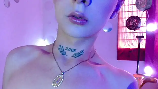 Snapshot of David_Fox01 chatting on 28, 11, 2025 David Fox01 online show from 28, 11, 2025