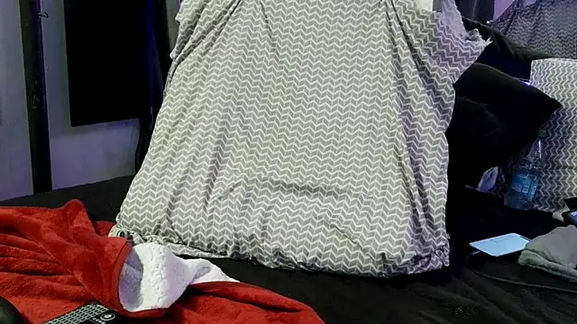 Snapshot of hungbot chatting on 13, 4, 2026 hungbot online show from 13, 4, 2026