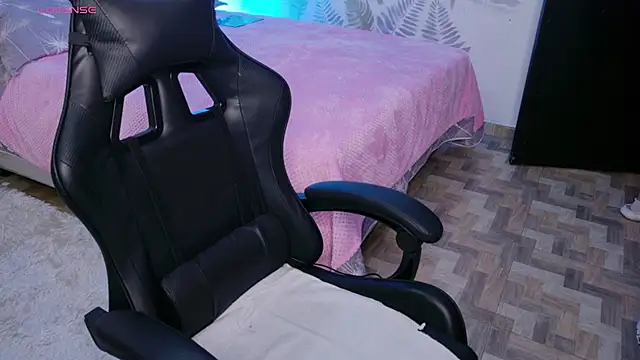 Snapshot of CattleyaAngel chatting on 11, 4, 2026 CattleyaAngel online show from 11, 4, 2026