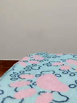 NileveSantanna online show from 10, 11, 2025