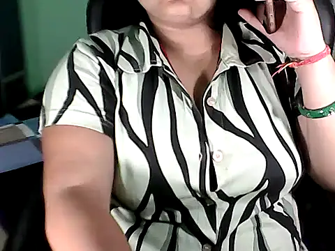 BABITA KUMARII online show from 8, 10, 2025