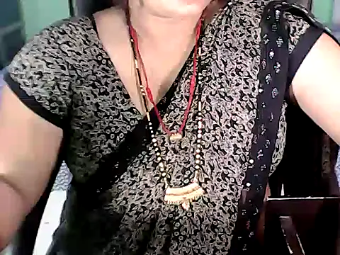 BABITA KUMARII online show from 18, 10, 2025