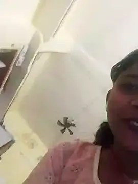 Cuty nensi online show from 16, 3, 2026