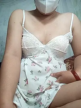 Snapshot of JinjinLy chatting on 29, 10, 2025 JinjinLy online show from 29, 10, 2025