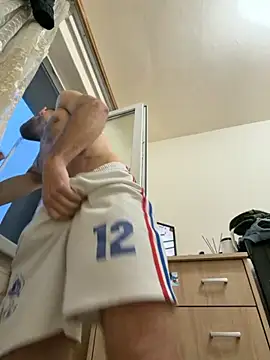 sexyman1936 online show from 28, 11, 2025