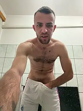 sexyman1936 online show from 5, 2, 2026