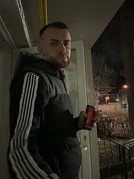 sexyman1936 online show from 25, 2, 2026