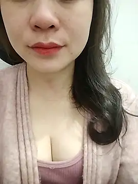 Girl Shy2000 online show from 1, 2, 2026