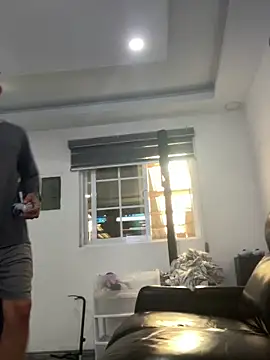 Snapshot of Moisesjrtapia chatting on 24, 4, 2026 Moisesjrtapia online show from 24, 4, 2026