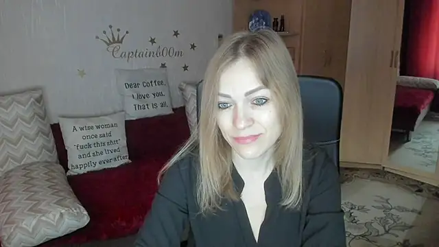 Tiffany Bates online show from 11, 10, 2025