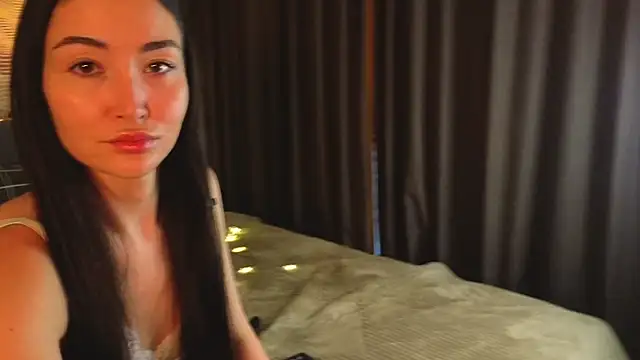 Snapshot of MilaYumi chatting on 19, 2, 2026 MilaYumi online show from 19, 2, 2026