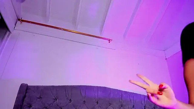 melevansxs online show from 2, 3, 2026