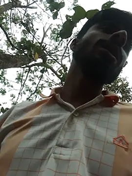 Snapshot of LesserUpset chatting on 5, 4, 2026 LesserUpset online show from 5, 4, 2026