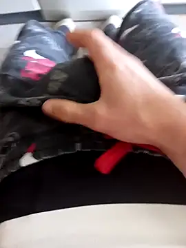 Snapshot of ruiiizz chatting on 6, 4, 2026 ruiiizz online show from 6, 4, 2026