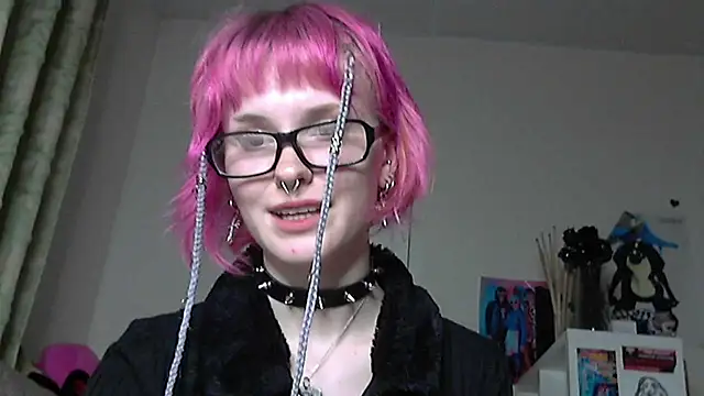 Snapshot of Paradoxy_ chatting on 24, 3, 2026 Paradoxy online show from 24, 3, 2026