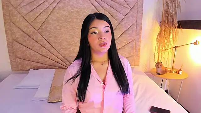 EmmaBlossom online show from 4, 12, 2025