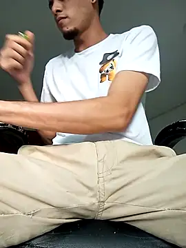 Pingasaboy20 online show from 7, 11, 2025