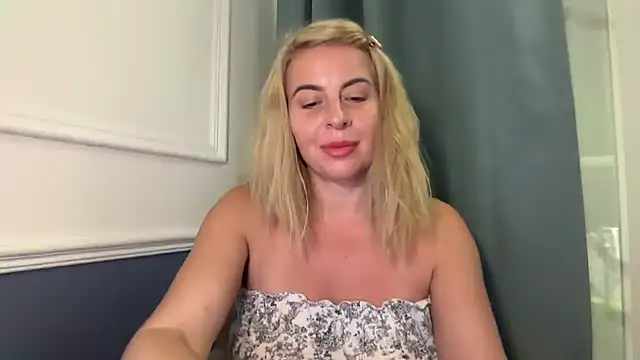 Miravynn online show from 21, 12, 2025