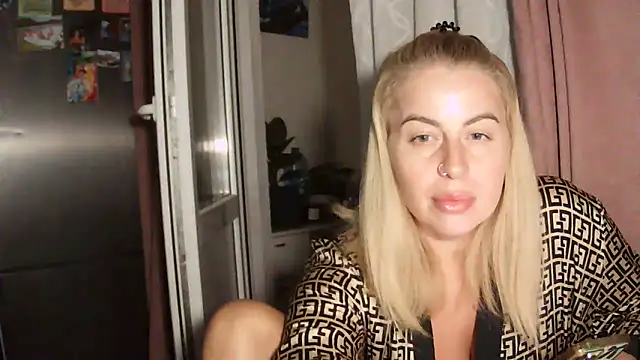 Miravynn online show from 30, 3, 2026