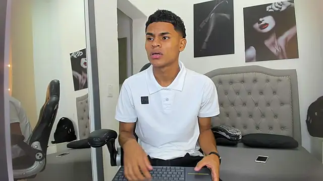 Snapshot of paull_cassidy chatting on 24, 11, 2025 paull cassidy online show from 24, 11, 2025