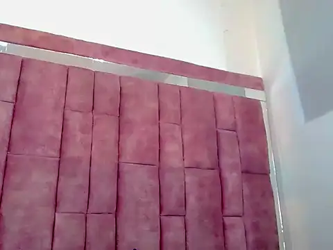 Snapshot of katherine_x1 chatting on 5, 11, 2025 katherine x1 online show from 5, 11, 2025