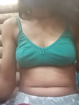 Snapshot of beautiful_jiya chatting on 18, 2, 2026 beautiful jiya online show from 18, 2, 2026