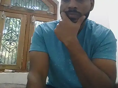 Snapshot of Raw12499 chatting on 16, 11, 2025 Raw12499 online show from 16, 11, 2025