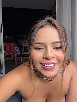Snapshot of itsdanividarte chatting on 2, 8, 2026 itsdanividarte online show from 2, 8, 2026
