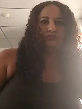 MEYBELLATINA online show from 10, 10, 2025