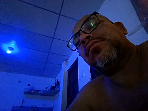 ANTHONYHOTT69 online show from 1, 4, 2026