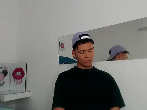 Aaron Foxxx online show from 16, 11, 2025