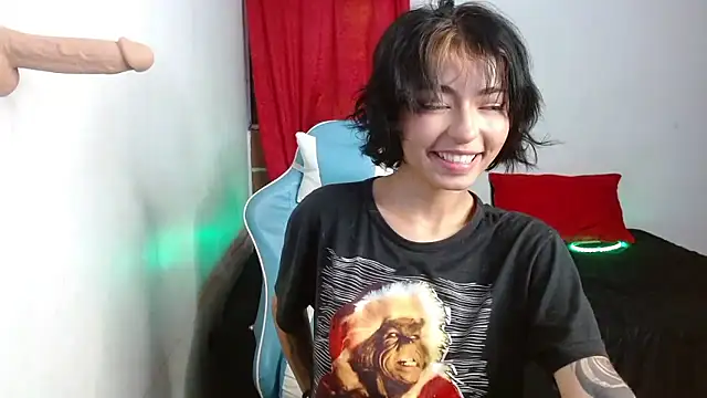 Snapshot of kiyusweetcrazy chatting on 22, 10, 2025 kiyusweetcrazy online show from 22, 10, 2025