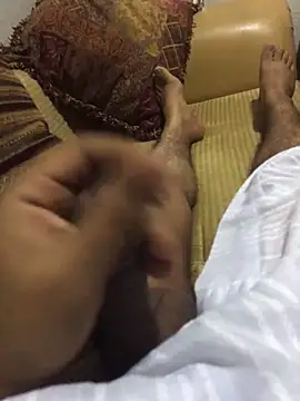 Snapshot of Yassesexy chatting on 19, 11, 2025 Yassesexy online show from 19, 11, 2025