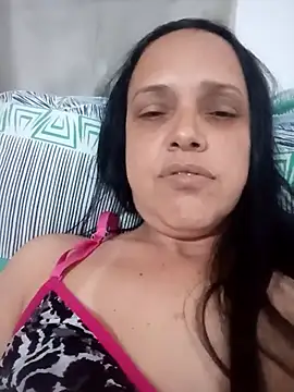 Snapshot of Crisribeiro chatting on 20, 11, 2025 Crisribeiro online show from 20, 11, 2025