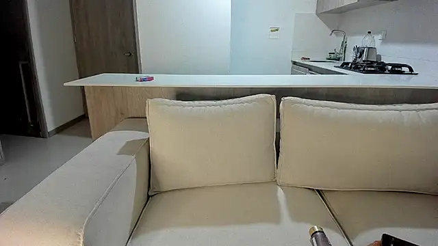 Snapshot of val69_ chatting on 9, 10, 2025 val69  online show from 9, 10, 2025