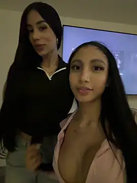 Snapshot of val69_ chatting on 14, 4, 2026 val69 online show from 14, 4, 2026