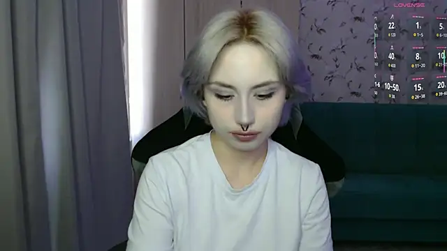 Snapshot of LeisaHopperstad chatting on 20, 7, 2026 LeisaHopperstad online show from 20, 7, 2026